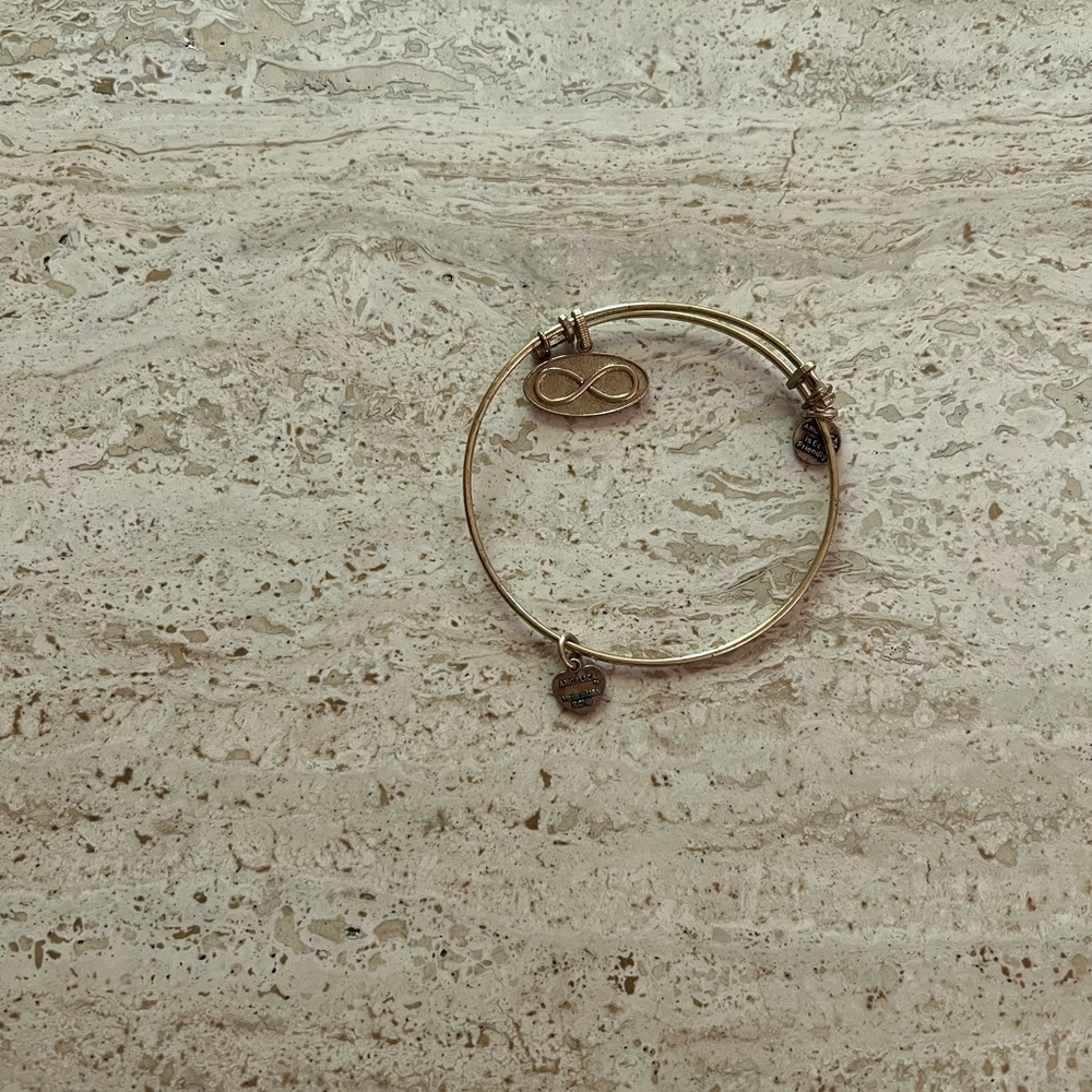 Infinity Bangle Bracelet - Picture 1 of 2